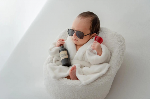 尉氏宝宝几个月抬头稳 尉氏宝宝几个月抬头稳